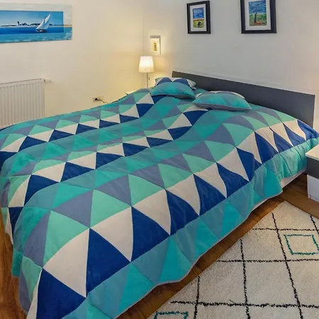 Friesenbiene Apartment Dornumersiel